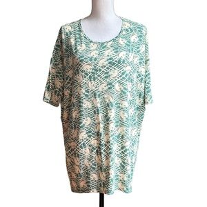 LuLaRoe Irma Relaxed Oversized Fit‎ Tunic Top Disney Mickey Mouse Print Small